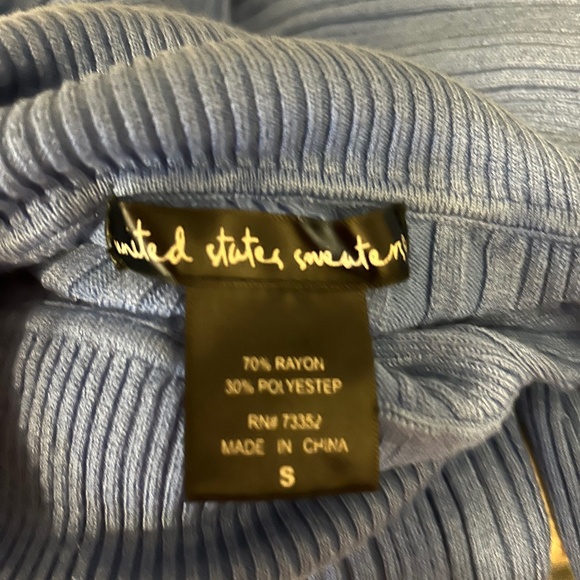 Bundle Deal: 3 Classic Ribbed Turtlenecks – One Price! - Picture 6 of 8